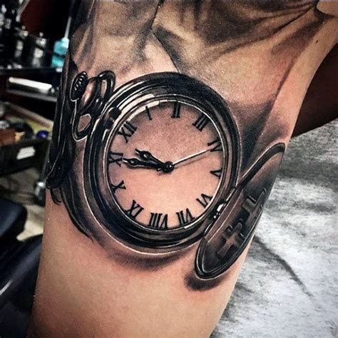 Top 10 tatuaggio orologio da taschino ideas and inspiration.